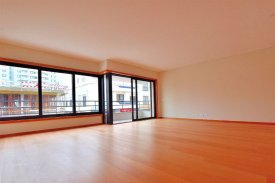 BVP-TD-794 | Thumbnail | 1 | Bien vivre au Portugal