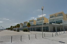 <p class= annonceFrom >Lisbonne immobilier</p> | 24 espaces commerciaux 3450 m² - Parque das Naçõe | BVP-QNI-845